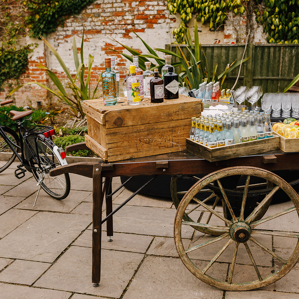 Hire Your Day - Vintage Gin bar Hire Your Day - Vintage Gin bar