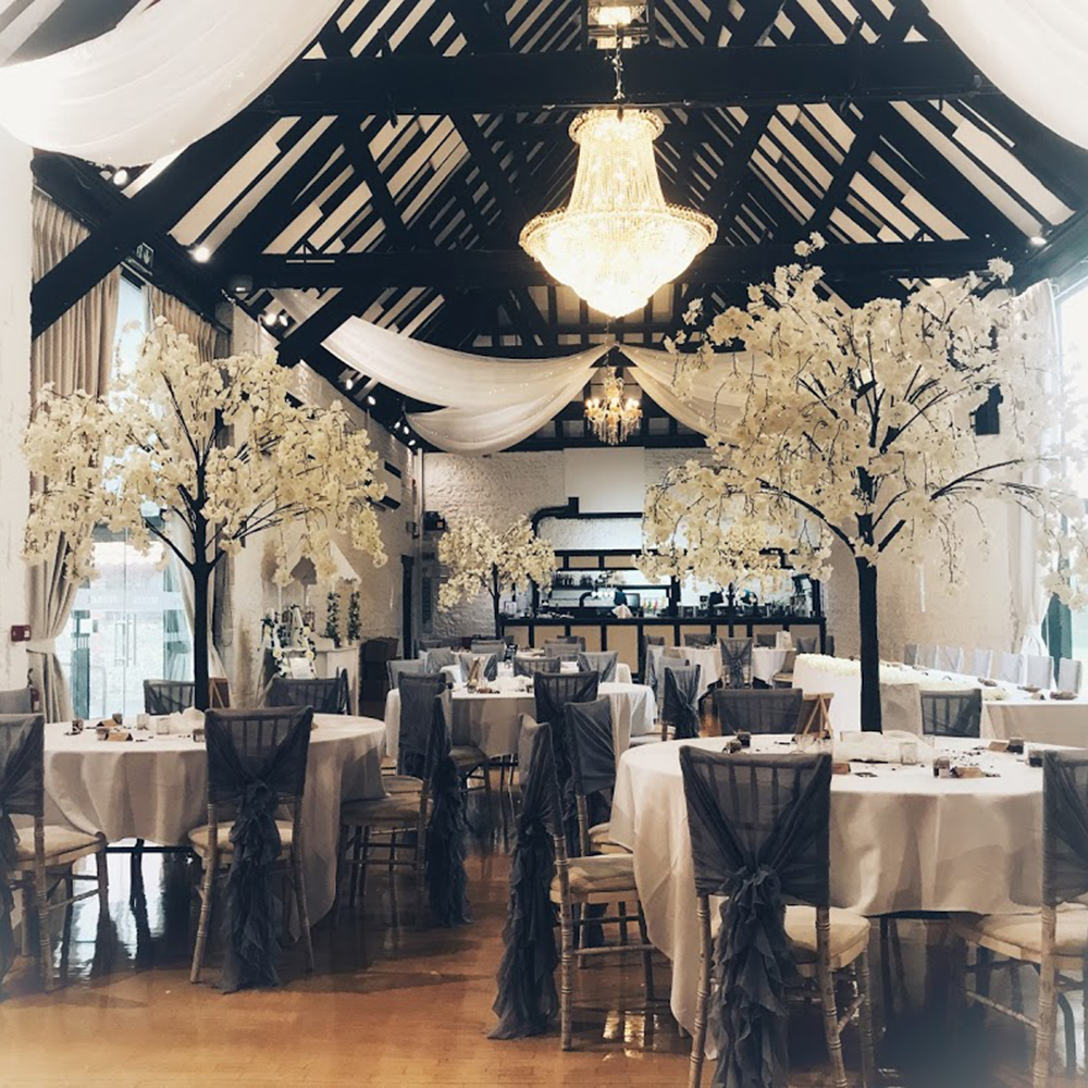Field Place decor HR