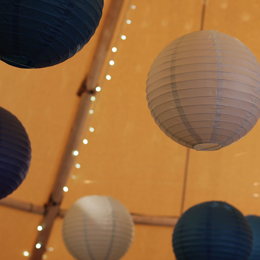 Lanterns in tipi HR