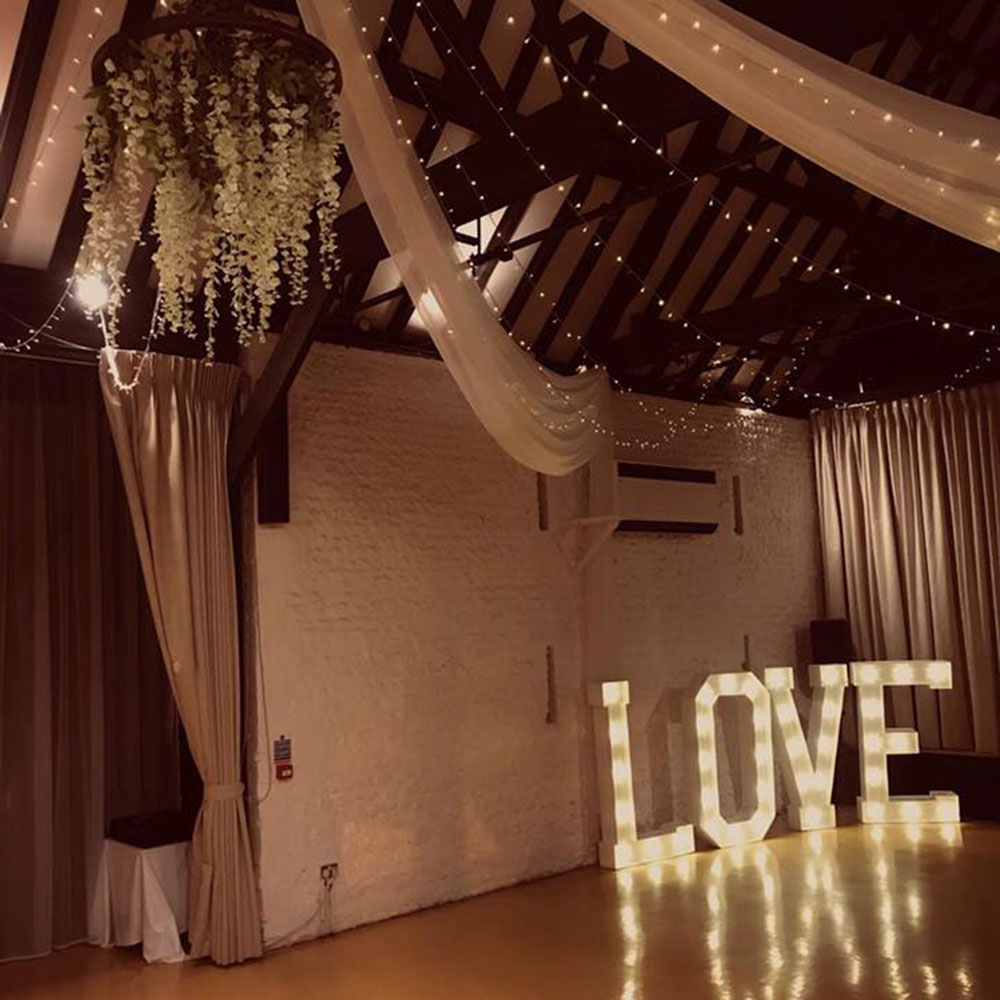field-place-draping